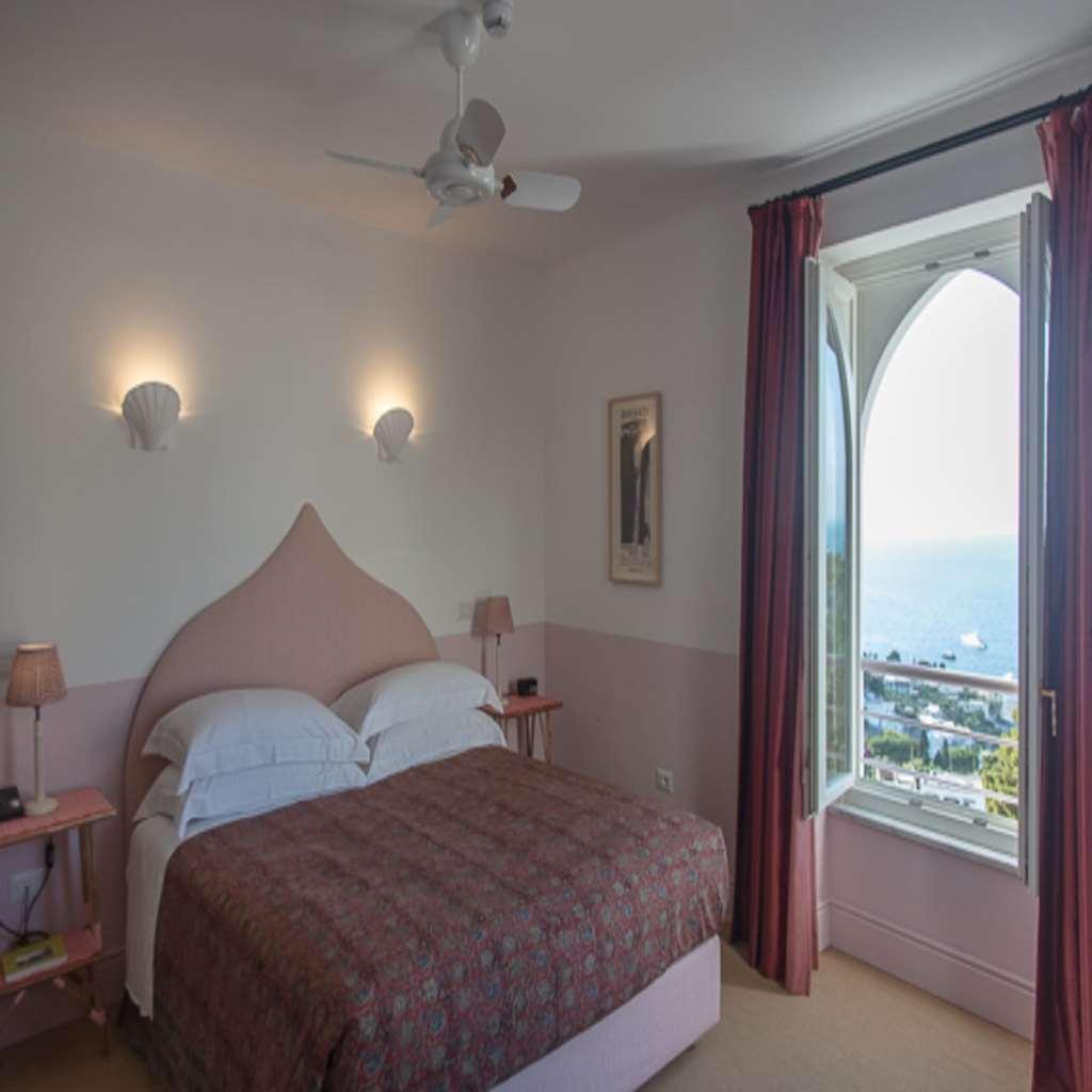 Il Capri Hotel Стая снимка